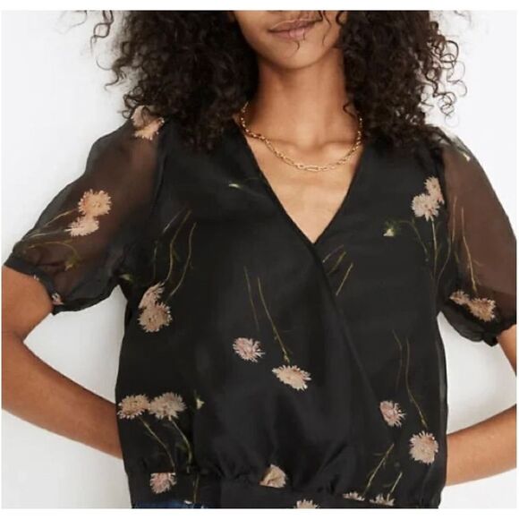 Madewell Silk Organza Puff-Sleeve
Wrap Top in Aster Portrait size xs - Picture 8 of 9